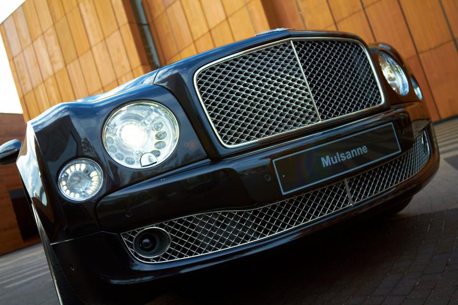 Bentley Mulsanne 2010 года  (фото 232 из 262)